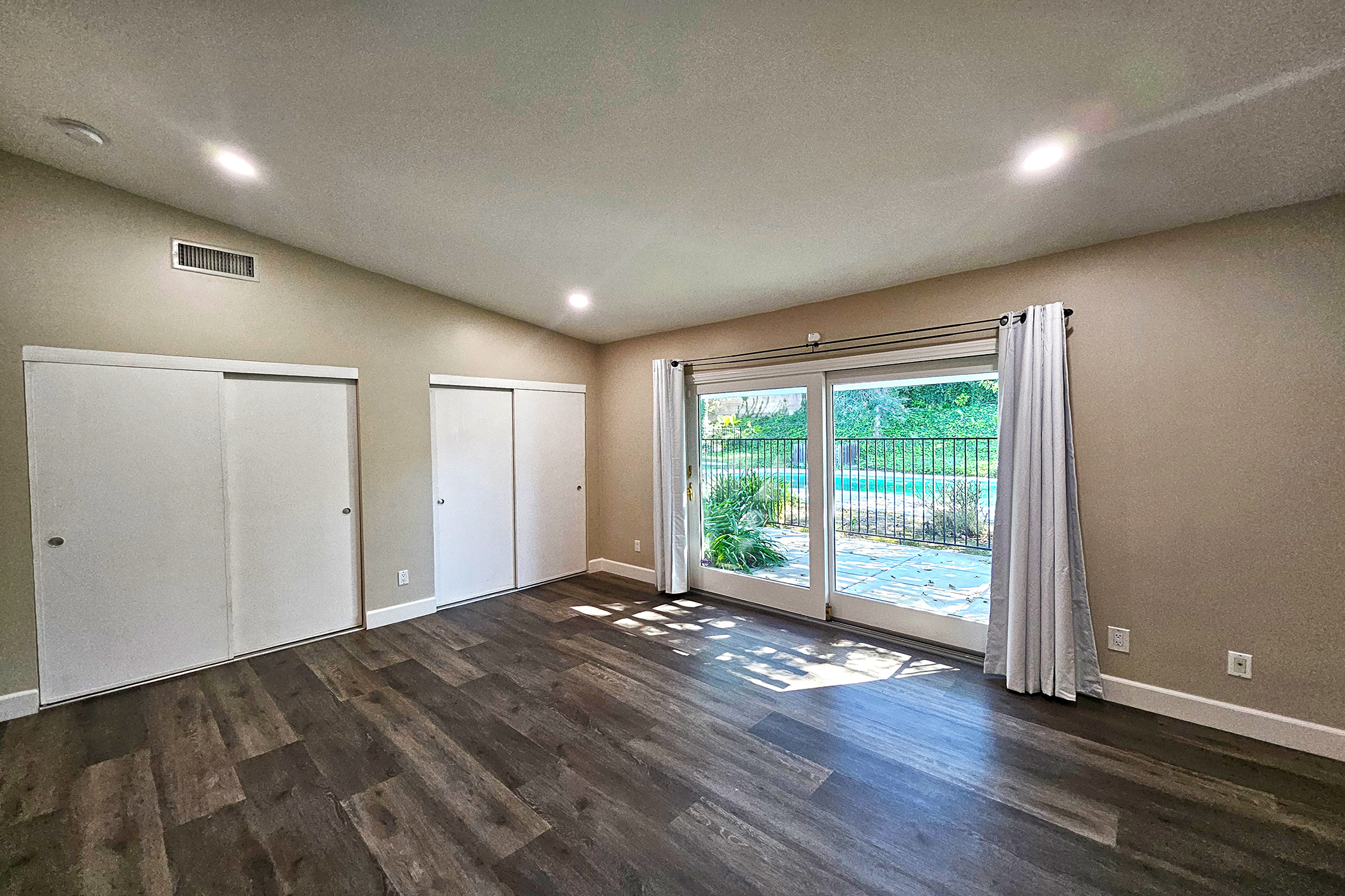 property in burbank
