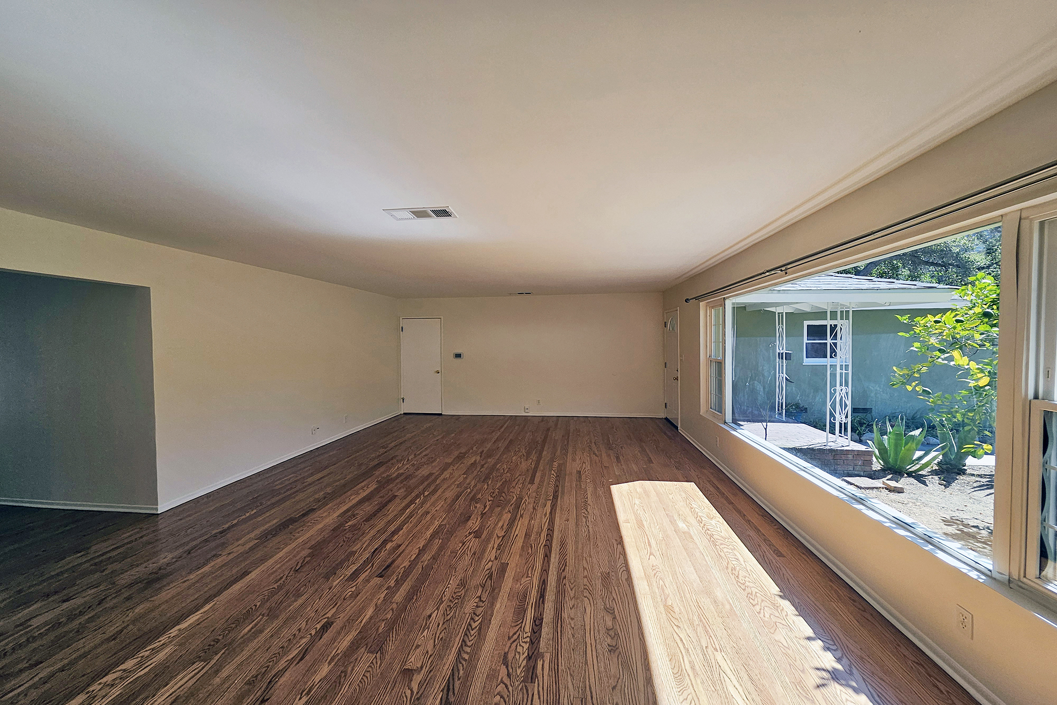 property in burbank