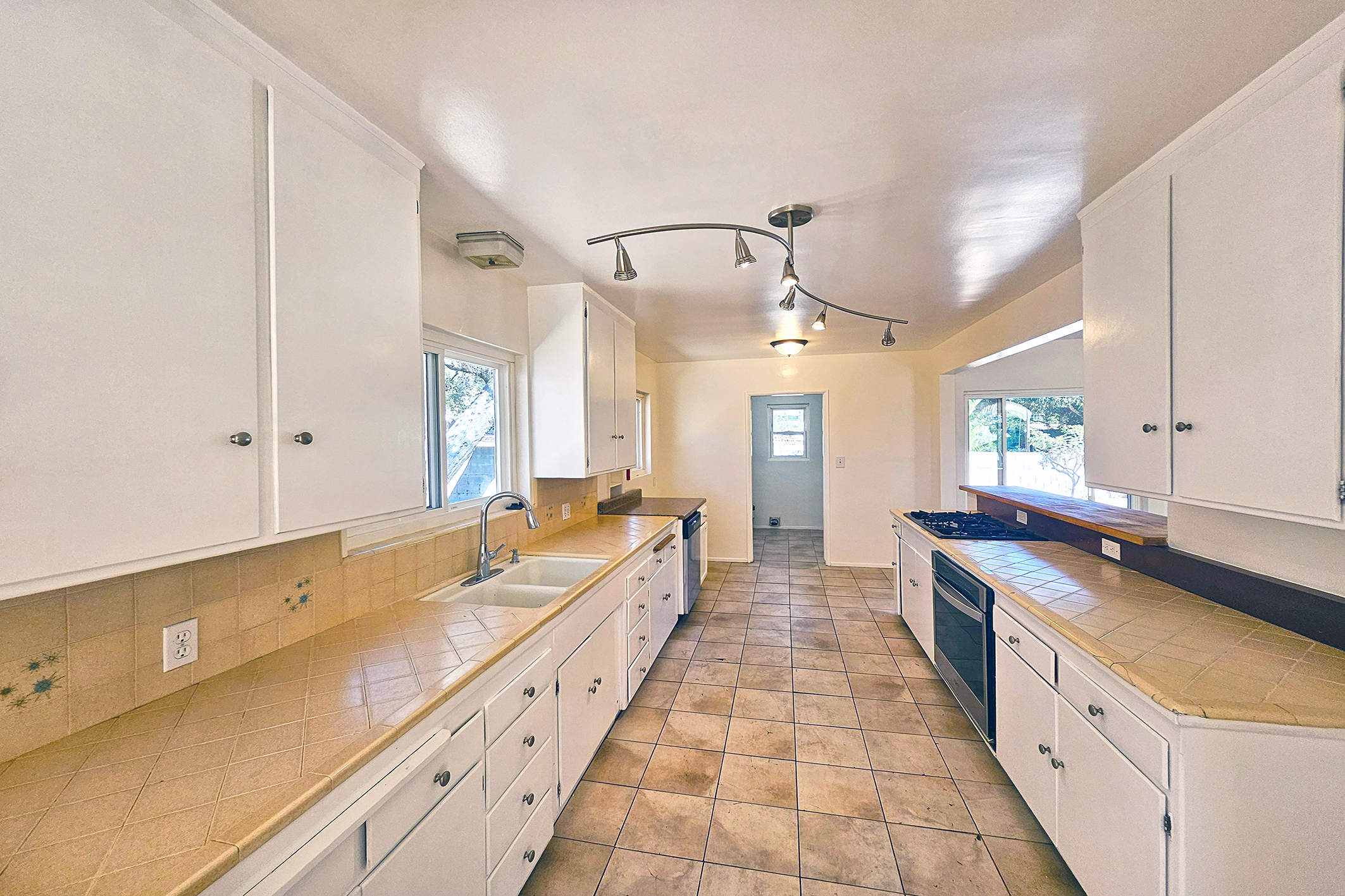 property in burbank