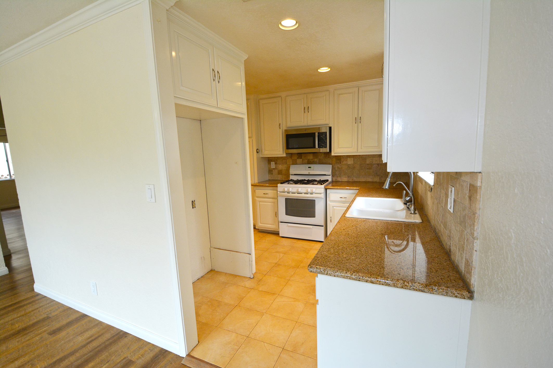 property in burbank