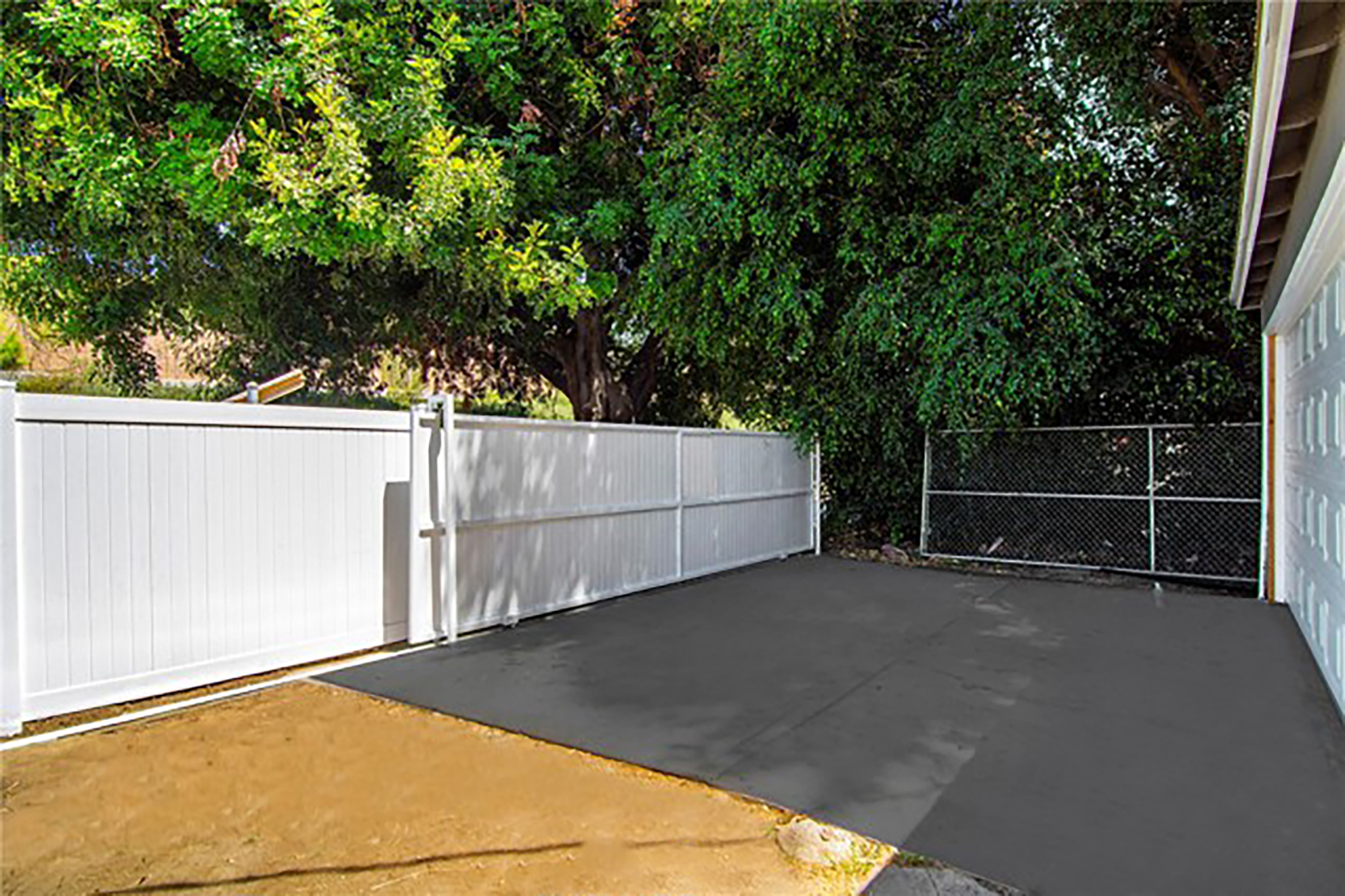 property in burbank