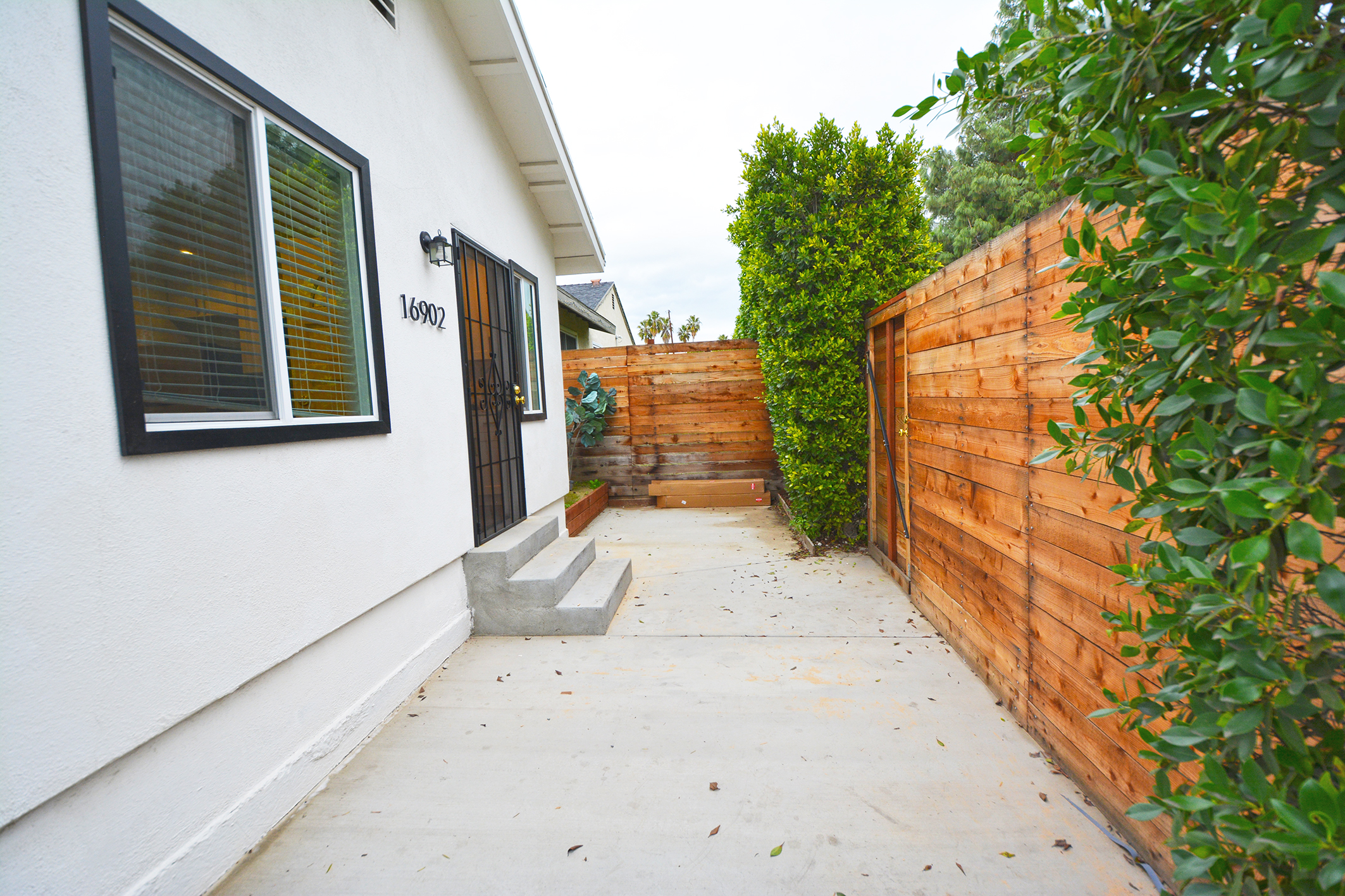 property in burbank